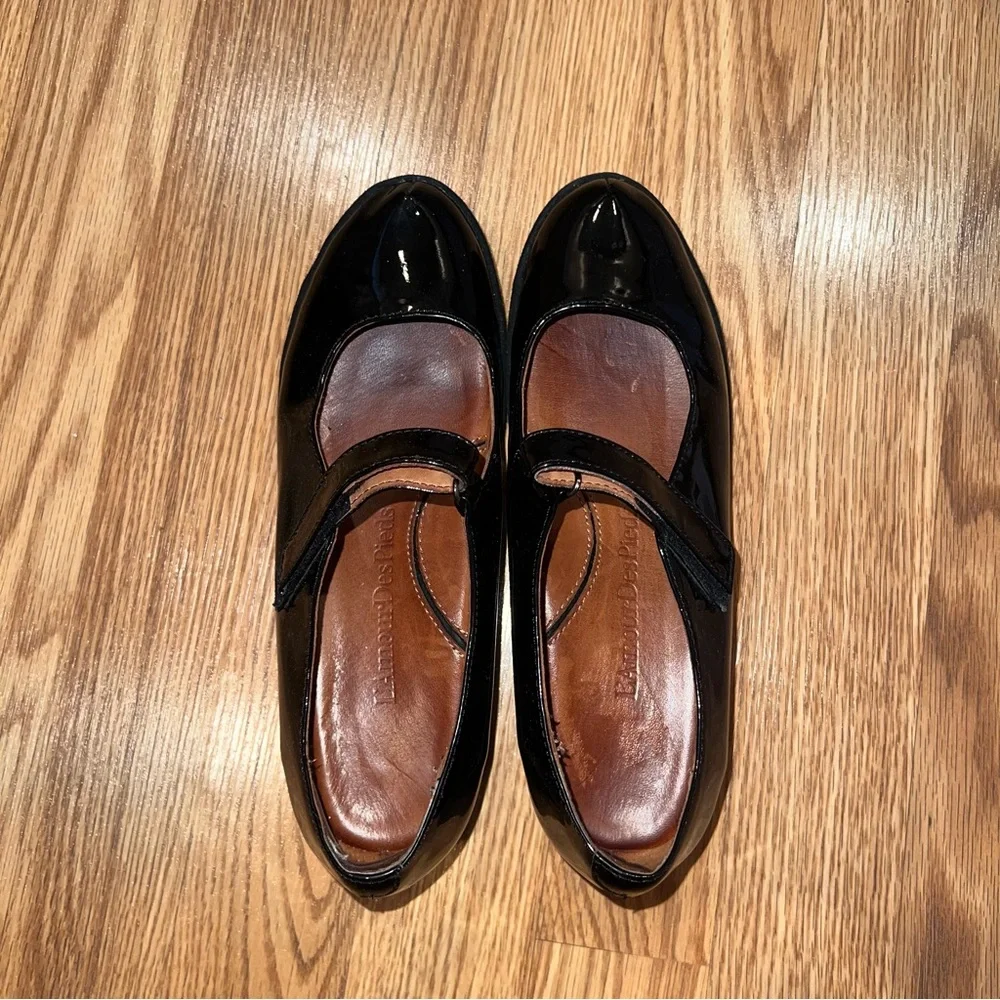 L’Amour Des Pieds Cornelia Patent Leather wedge‎ Mary Janes 6.5M